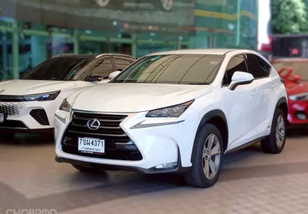 2015 Lexus NX300hฟรีดาวน์ รถสวยมือเดียว สภาพเยี่ยม 