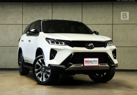 2023 Toyota FORTUNER 2.8 Legender 4WD (Black top) SUV AT ไมล์แท้ (รุ่นแต่งมาจากโรงงาน) B3724