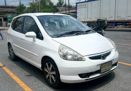 Honda JAZZ 1.5 i-DSi 2004 รถบ้านสภาพดี
