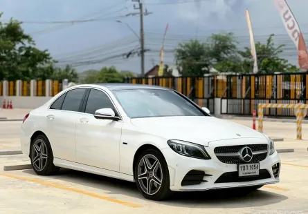 2019 Mercedes-Benz C-Class 2.0 C300e รถเก๋ง 4 ประตู รถบ้านมือเดียว 