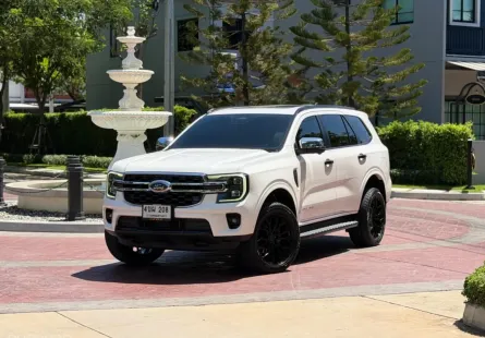 Ford Everest 2.0 Bi-Turbo Titanium (4WD) 2023