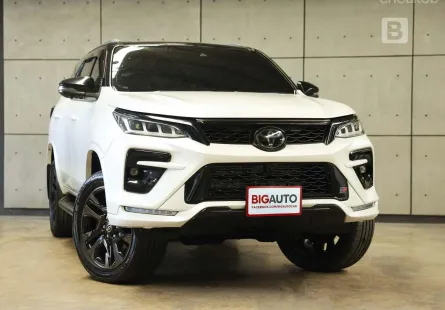 2023 Toyota FORTUNER 2.8 GR Sport (Black Top) 4WD SUV AT ไมล์แท้ มือแรกจากป้ายแดง B9071
