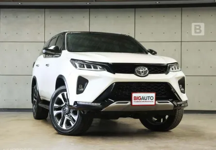 2022 Toyota FORTUNER 2.4 Legender (Black top) SUV AT ไมล์แท้ รับประกันตัวรถ 5 ปี 150,000 KM B6771