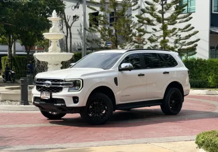 Ford Everest 2.0 Bi-Turbo Titanium 2023 รถ SUV 7 ที่นั่ง สภาพใหม่