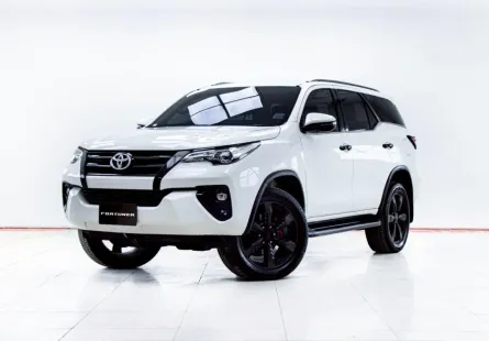 5D041 TOYOTA FORTUNER 2.4 V 4WD AT 2017