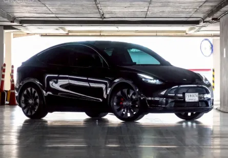 Tesla Model Y Performance 2023 รถศูนย์ มือเดียว ไมล์น้อย 20,000 km 