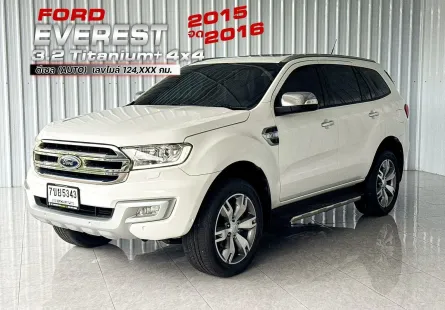ขับ 4WD  Ford Everest 3.2 Titanium PLUS รถ SUV 7 ที่นั่ง
