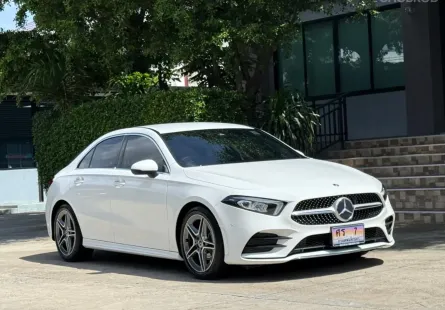2023 BENZ A200 FACELIFT รถมือเดียวป้ายแดง วิ่งเพียง 36,000 กม เข้าศูนย์ทุกระยะ รถไม่มีอุบัติเหตุครับ