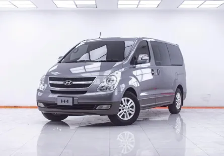 1F692 HYUNDAI H-1 2.5 DELUXE AT 2011
