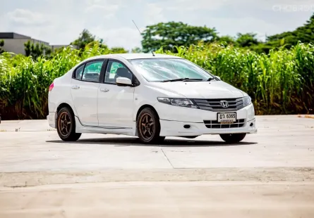 2010 Honda CITY 1.5 i-VTEC รถเก๋ง 4 ประตู ออกรถง่าย