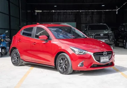 2018 Mazda 2 1.3 Carbon Edition รถเก๋ง 5 ประตู รถบ้านแท้ 