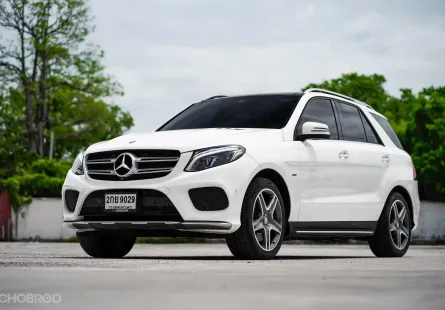Benz GLE500e AMG 4MATIC ปี 2017 บ 4 ยึดเกาะแน่น ฝนตก ถนนเปียก ทางลื่นก็เอาอยู่