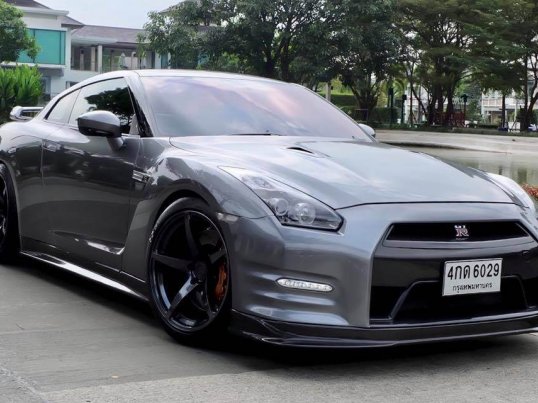 2012 Nissan GT-R R35 . 9942952