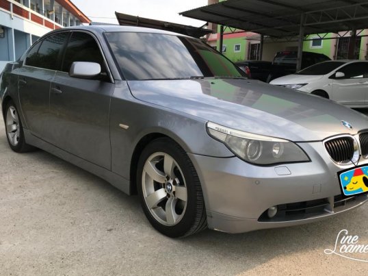 2004 BMW 530i sedan 10095303