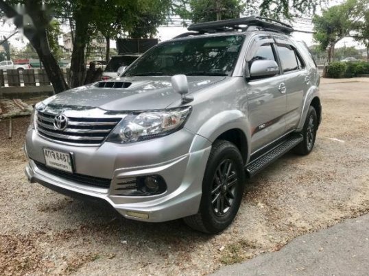 2015 TOYOTA Fortuner รับประกันใช้ดี 15920491