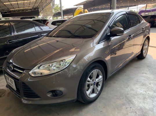 2012 Ford FOCUS sedan 16892152