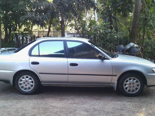 1994 Toyota COROLLA sedan 17687973