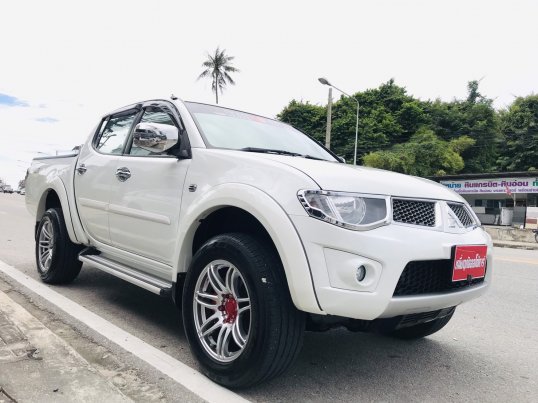 2013 Mitsubishi TRITON DOUBLE CAB PLUS VN TURBO pickup 19053792