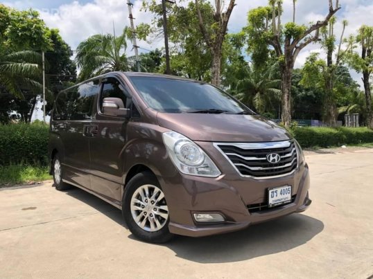 ตลาดรถรถมือสอง 2014 Hyundai H-1 2.5 Deluxe รถตู้/MPV 20195222