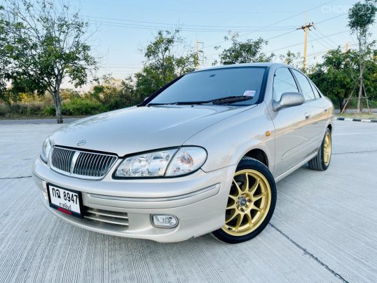 nissan sunny neo 2000