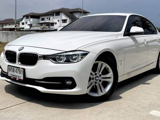 #BMW #330e Iconic #F30 2.0 Plug-in Hybrid E-Drive AT 2018 23780962