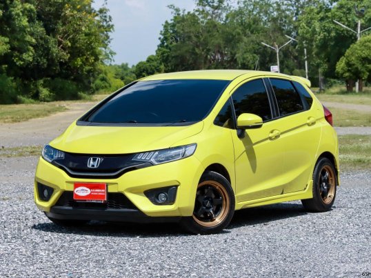 2015 Honda JAZZ 1.5 SV i-VTEC รถเก๋ง 5 ประตู ออกรถฟรี 23189942