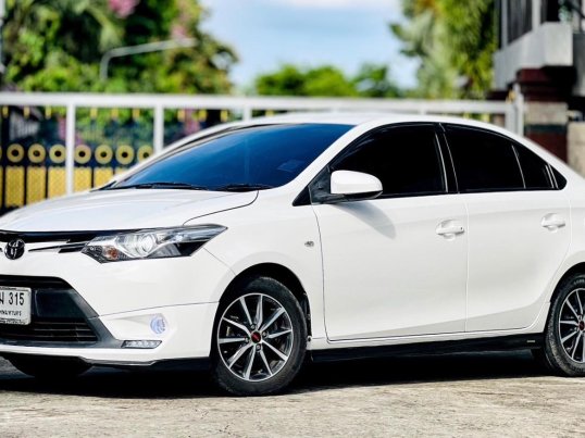 2015 Toyota VIOS 1.5 TRD Sportivo รถเก๋ง 4 ประตู รถบ้านแท้ ไมล์น้อย เจ้าของขายเอง 