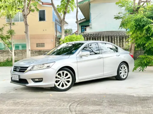 Honda Accord 2.4 Tech ท๊อปซันรูฟ ปี 2015 24699332