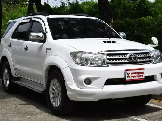 Toyota Fortuner 3.0 TRD Sportivo I 4WD 2009 รถบ้านมือเดียวชุดแต่งศูนย์รอบคัน ตัวขับ 4 