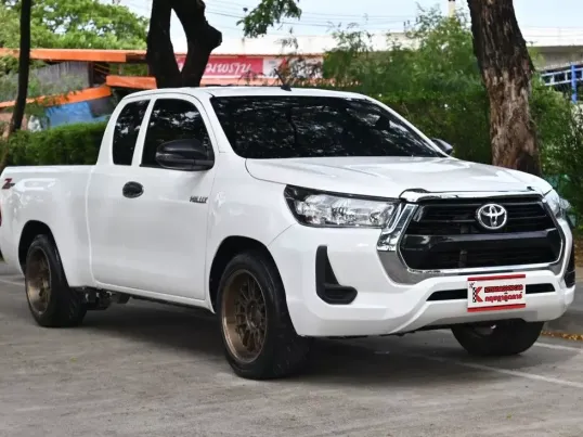 Toyota Revo 2.4 SMARTCAB Z Edition Entry 2022 กระบะใช้งานในครอบครัวไมล์น้อย 4 หมื่นกว่าโล 