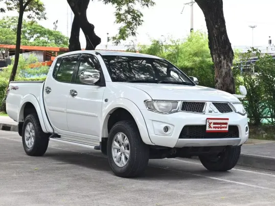 Mitsubishi Triton 2.5 DOUBLE CAB GLS-Limited 4WD 2014 รถบ้านมือเดียวตัวขับ 4 ยกสูงจากศูนย์