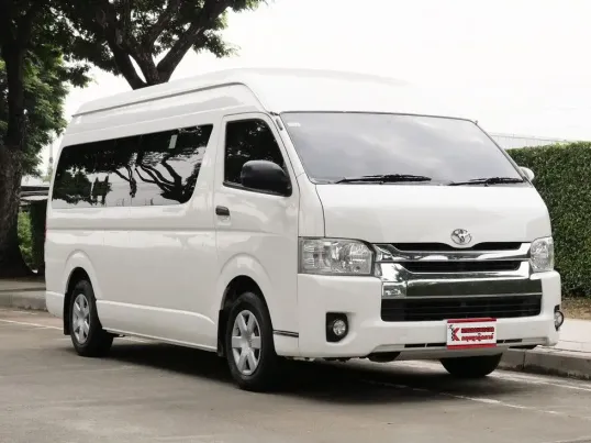 Toyota COMMUTER 3.0 D4D 2019 รถตู้ใช้งานในครอบครัวป้ายฟ้า เบาะวีไอพี 9 ที่นั่ง ฟรีดาวน์ได้