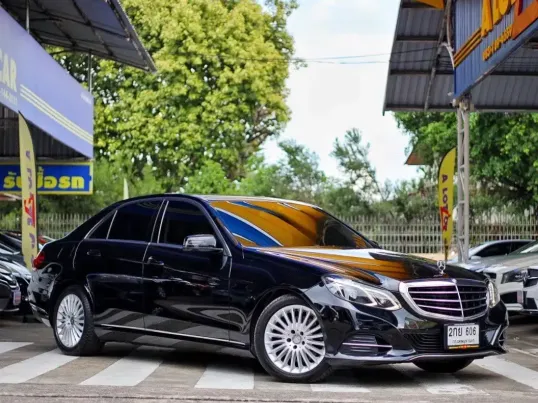 Mercedes-Benz E300 2.1 Hybrid Executive 2013 มือแรกเจ้าของเดียว รถใช้ถนอมมาก สภาพดีจริงเดิมๆ