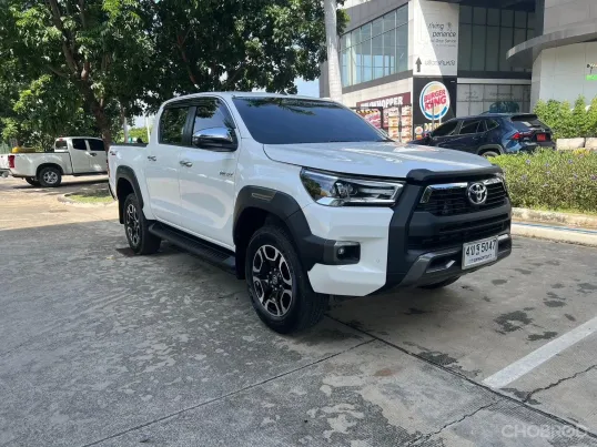 Toyota revo d-cab prerunner 2.4 mid A/T ปี2023