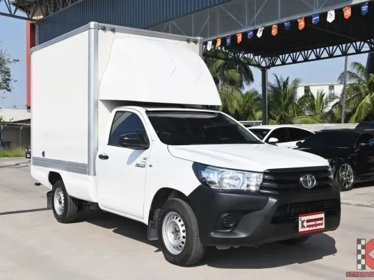 Toyota Revo 2.4 SINGLE J PLUS 2019 กระบะตู้ทึบเกียร์ออโต้ใช้งานน้อยไมล์เพียง 5 หมื่นกว่าโล