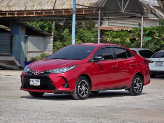 ซื้อขายรถมือสอง Toyota Yaris Ativ ตัวท็อปสุด S sport ปี 2021