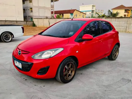 Mazda 2 1.5 Groove Sports เกียร์ออโต้ ปี 2013/2014 ผ่อนเริ่มต้น 2,*** บาท