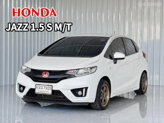 เกียร์ธรรมดา Honda JAZZ 1.5S i-VTEC รถเก๋ง 5 ประตู รถสภาพดี มีประกัน