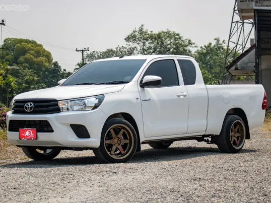 TOYOTA HILUX REVO 2.4J Smart Cab เกียร์ธรรมดา 5SPEED ปี2016 สีขาว