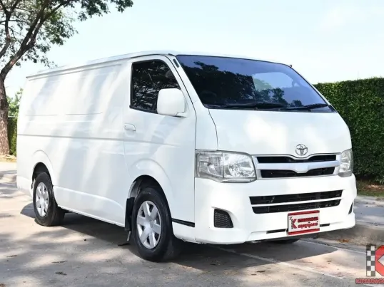 Toyota Hiace 2.5 ตัวเตี้ย D4D 2011 รถตู้เตี้ยบรรทุกมีแอร์หลังเจ้าของเดิมดูแลดี