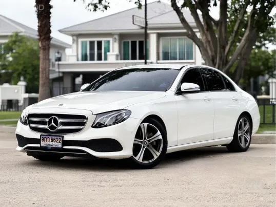 2021 Mercedes-Benz E-Class 2.0 E220d รถเก๋ง 4 ประตู 