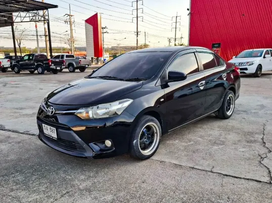 Toyota Vios 1.5 J เกียร์ออโต้ ปี 2013/2014 ผ่อนเริ่มต้น 3,*** บาท