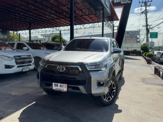 2023 Toyota Hilux Revo 2.4 Prerunner รถกระบะ 