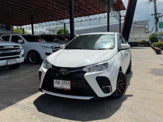 2022 Toyota Yaris Ativ 1.2 E รถเก๋ง 4 ประตู 