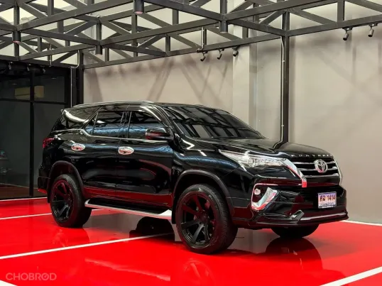 2020 TOYOTA FORTUNER 2.4 V รถสภาพสมบูรณ์ พร้อมใช้งาน รถวิ่งน้อย เข้าศูนย์ทุกระยะ ไม่มีอุบัติเหตุครับ