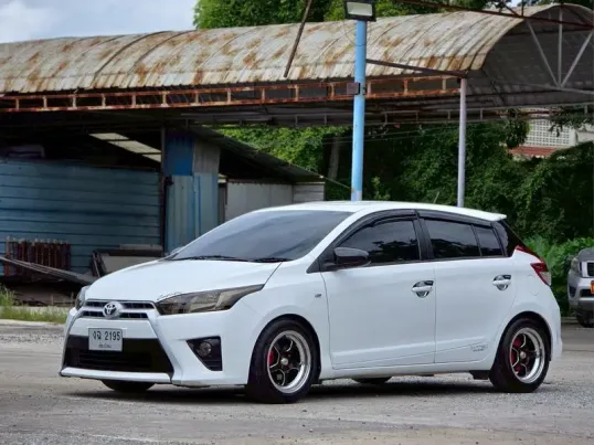 Toyota Yaris 1.2 Hatchback 2016 ราคาถูกสุดคุ้ม