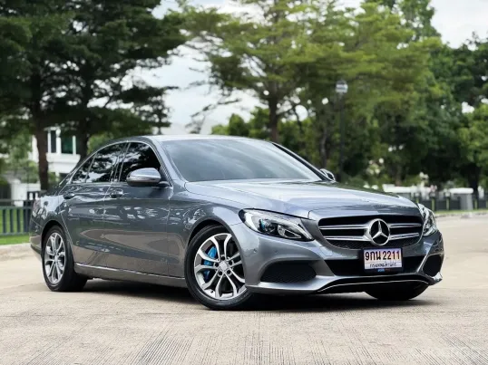 Mercedes-Benz C-Class C350e 2017 รถสวย ประวัติศูนย์ ไมล์น้อย มือเดียวป้ายแดง 