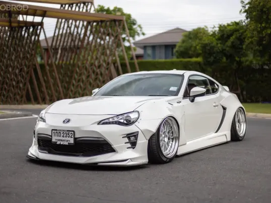 Toyota FT-86 2.0 STD grade AT 2012 Widebody หนึ่งเดียวในไทย รถสวย ไมล์น้อย 