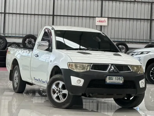 2012 Mitsubishi TRITON 2.5  GL MT