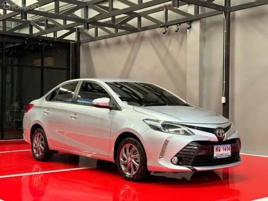 2020 TOYOTA VIOS 1.5 MID รถมือเดียวออกป้ายแดง สภาพป้ายแดง ใช้งานมาเพียง 24,000 กม ครับ